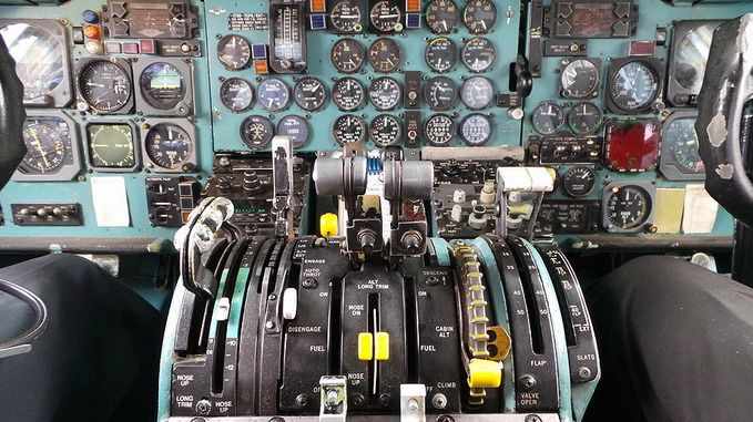 African Express DC-9-32 Cockpit