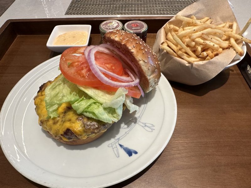 Korean Air First Class lounge Cheeseburger, the angus beef pattie was good.