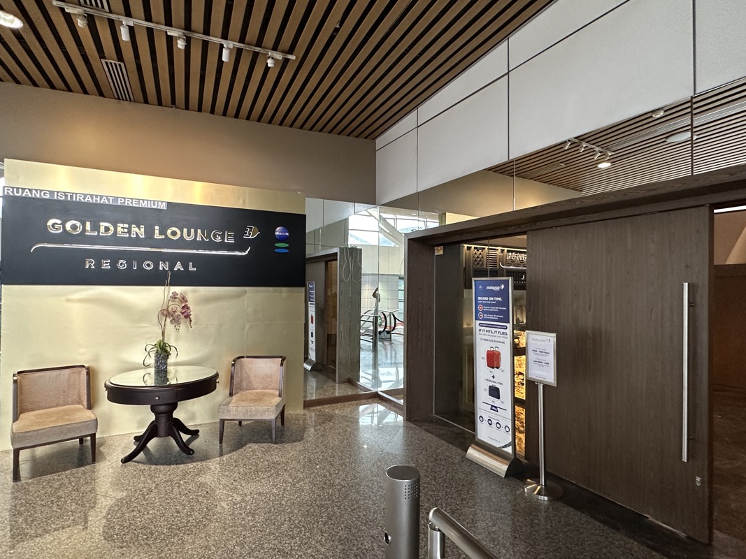 Malaysia Airlines Golden Lounge Regional