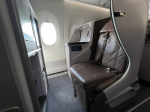 Singapore Airlines KrisFlyer Spontaneous Escape Sale August 2023